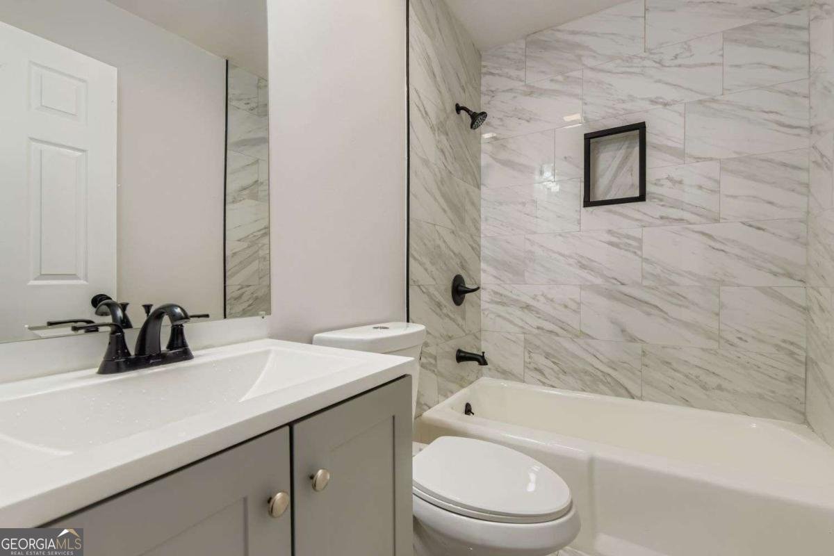 1671 Lamont Avenue Conley - 6