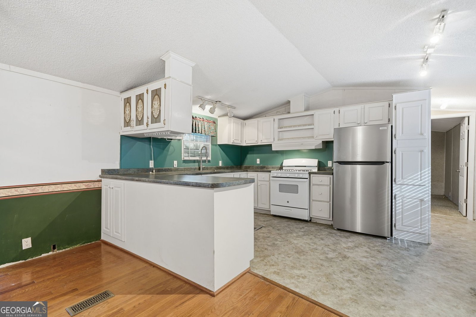 1907 John Call Road Talking Rock - 12