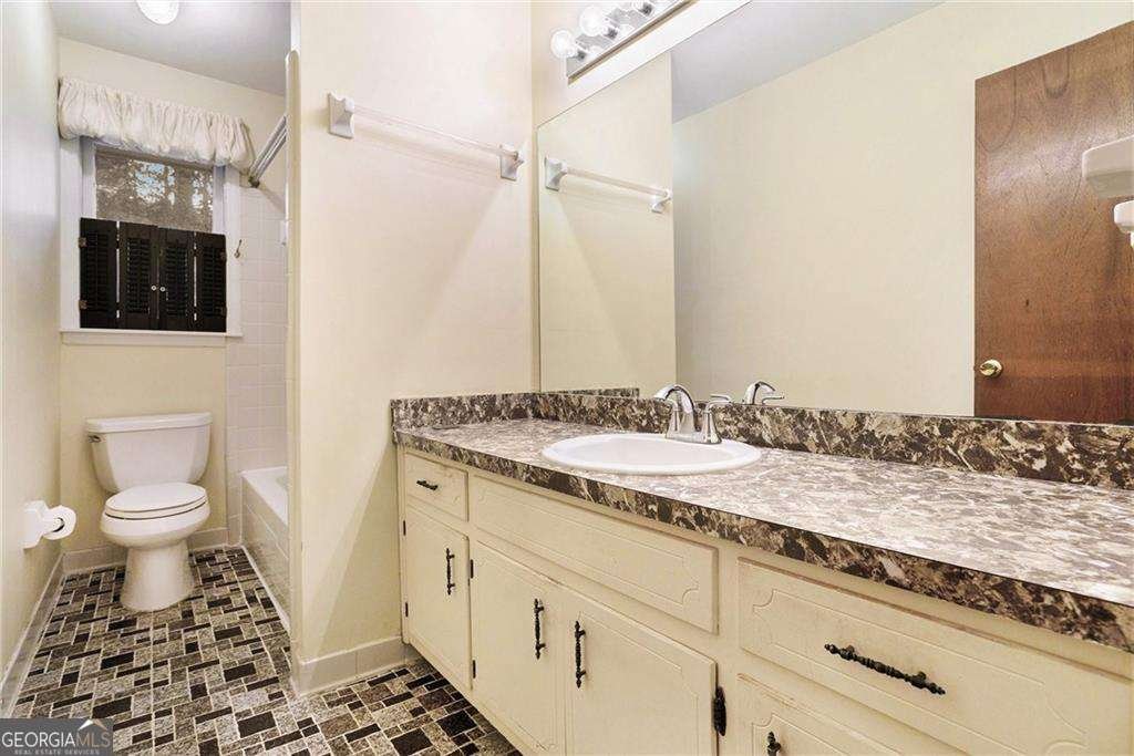 4304 Lindsey Way Roswell - 16