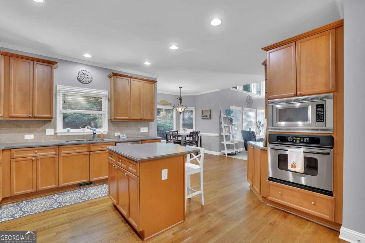 210 River Laurel Way Woodstock - 17