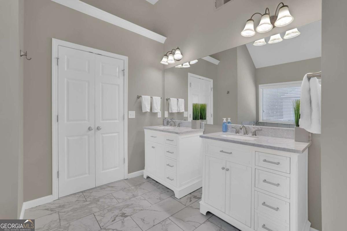 210 River Laurel Way Woodstock - 29