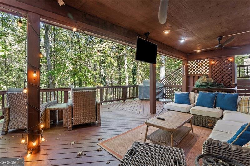 1820 Branch Valley Drive Roswell - 48