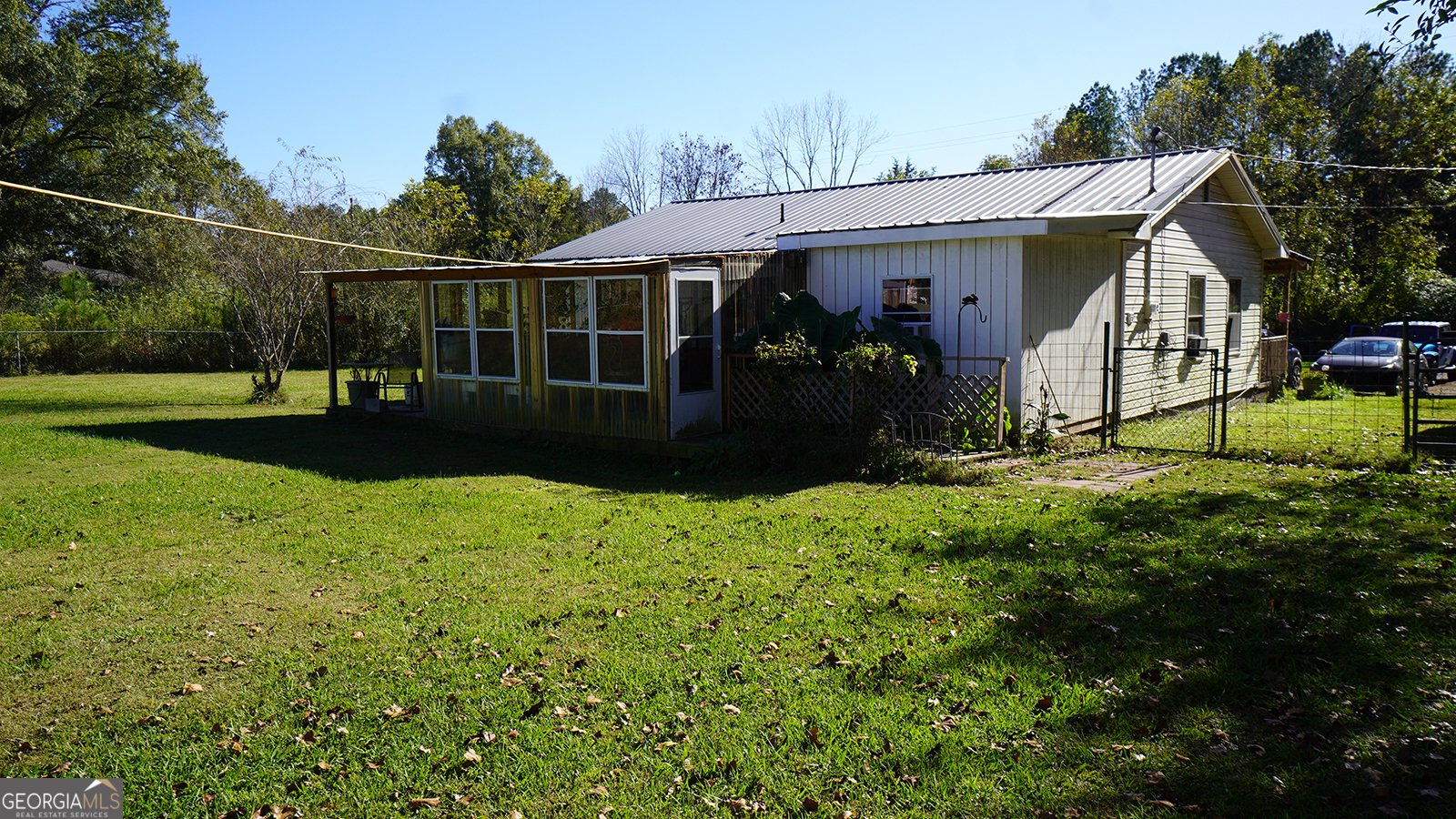 8532 Red Bud Road Ranger - 17