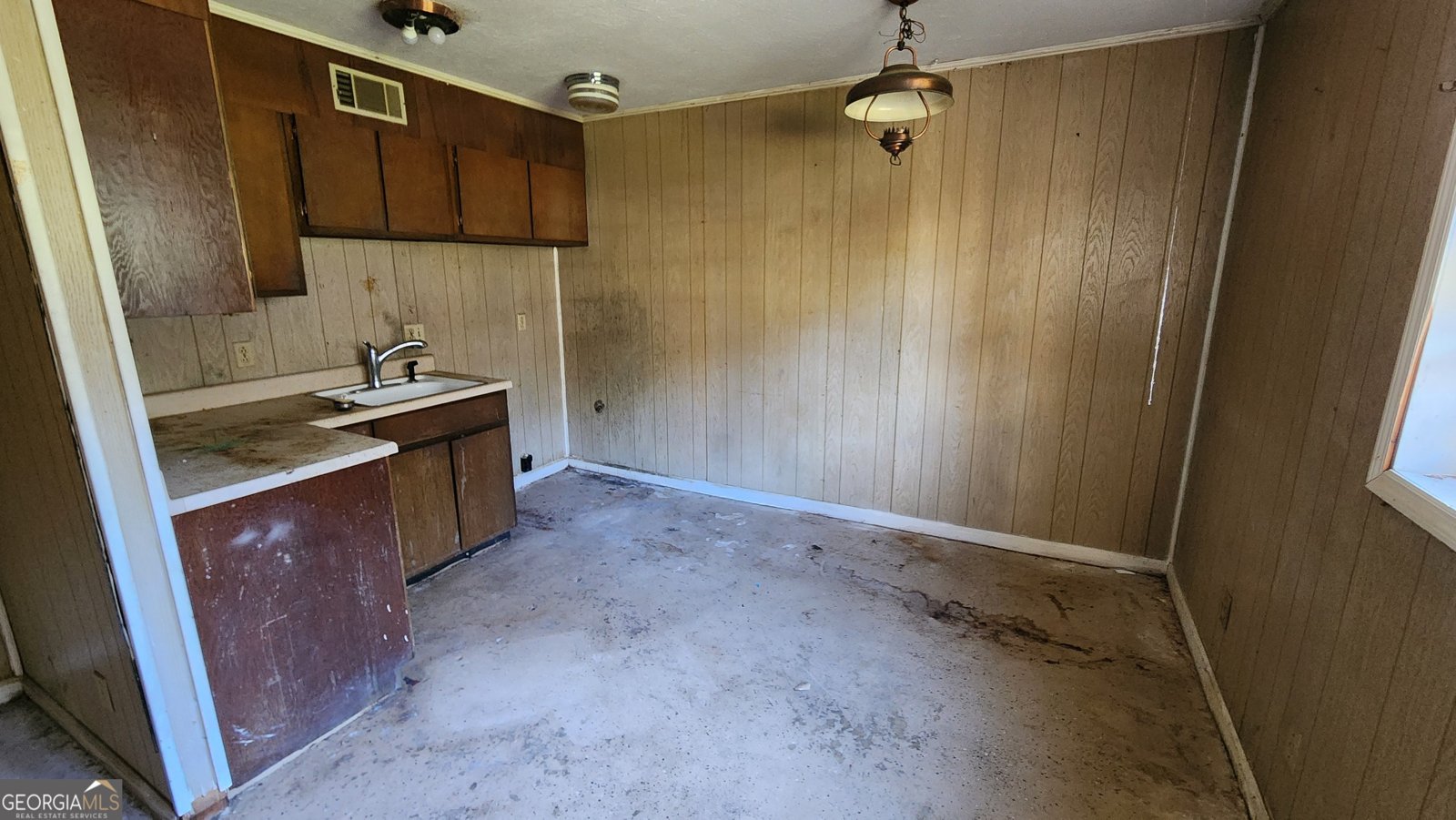 2061 Manson Road Macon - 22