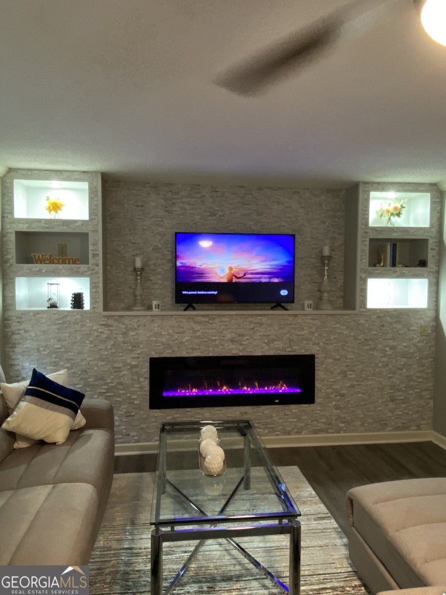 4701 Flat Shoals Road Union City - 2