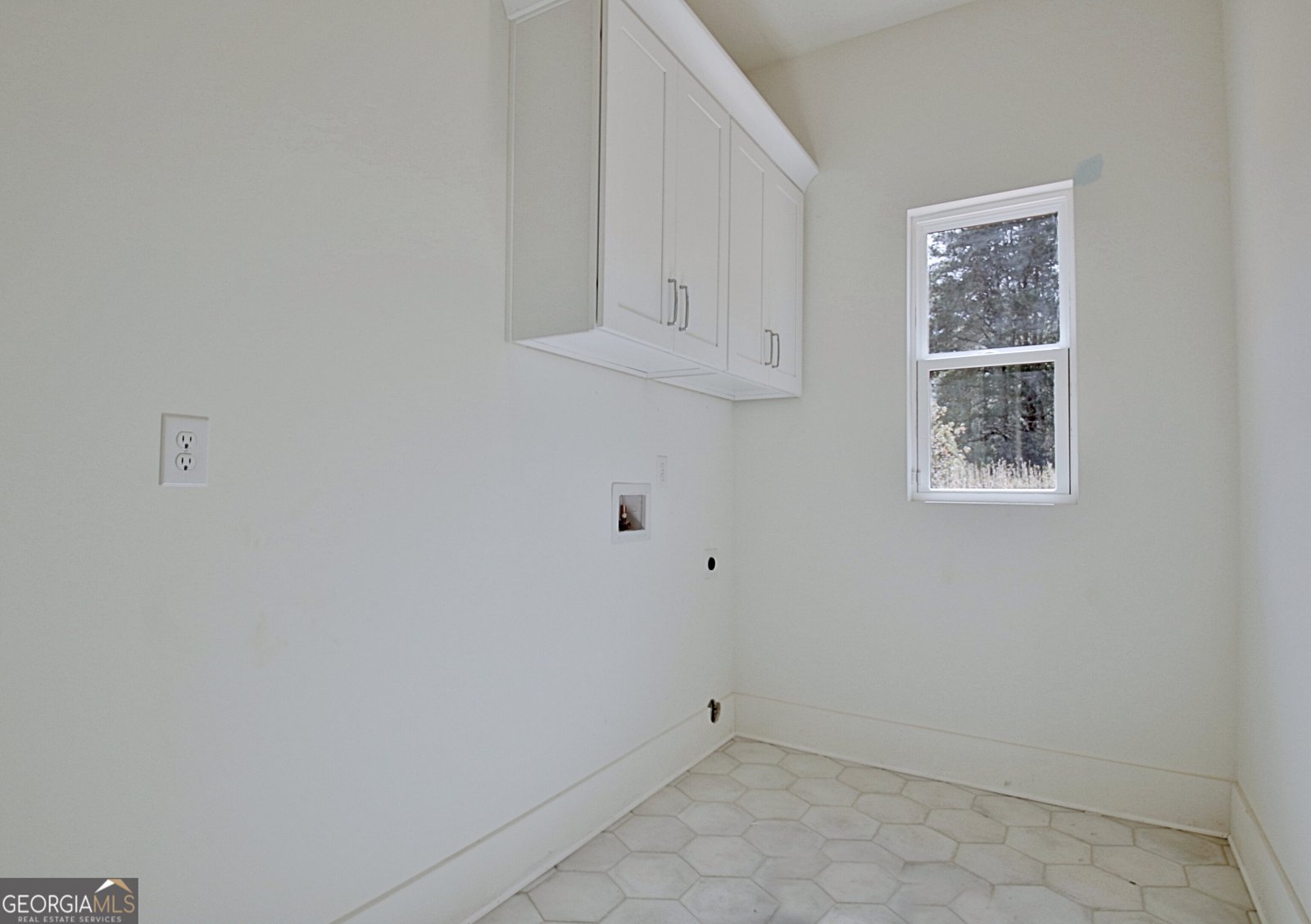 74 Gateway Drive Luthersville - 35