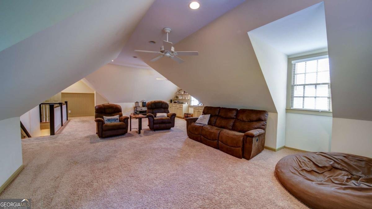 5580 Point West Drive Oakwood - 33