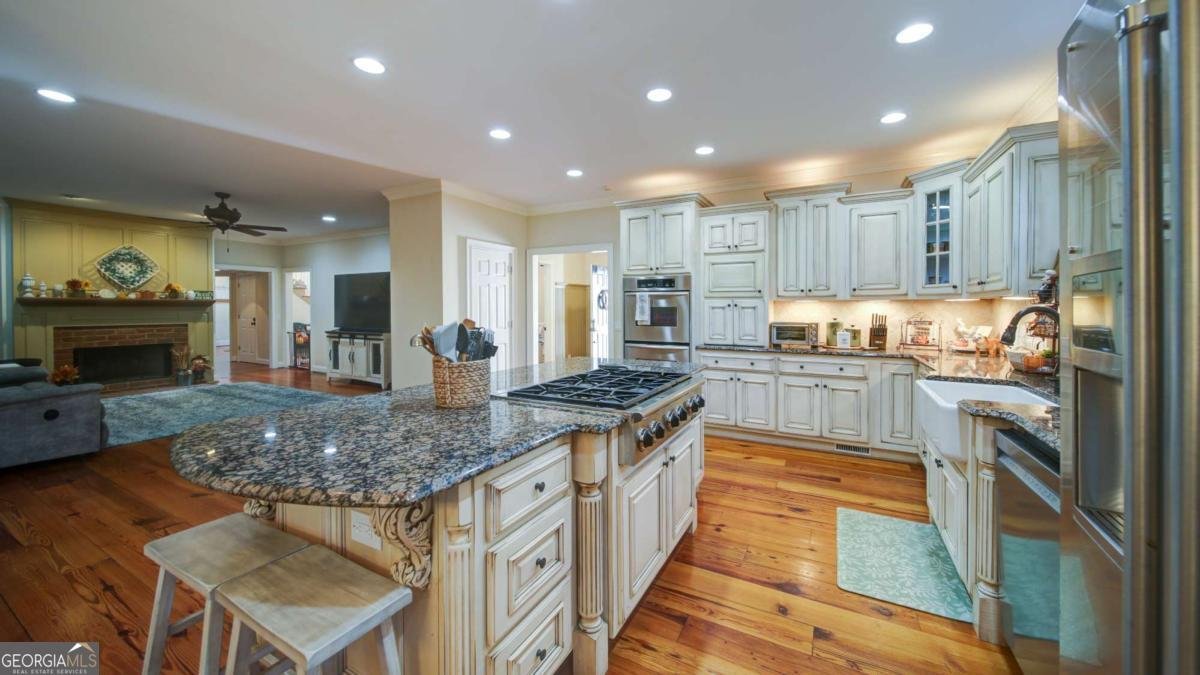 5580 Point West Drive Oakwood - 7