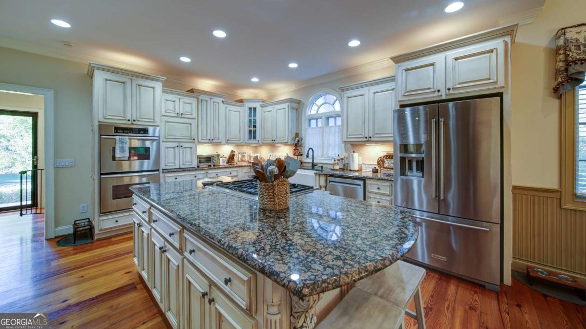 5580 Point West Drive Oakwood - 8