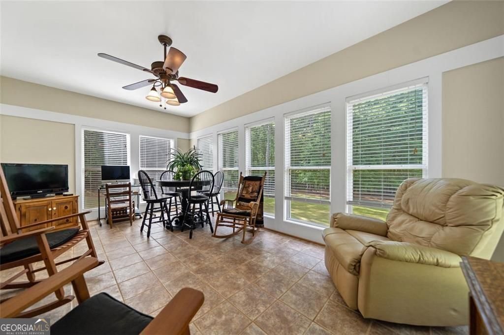 521 KLINE Road Shady Dale - 23