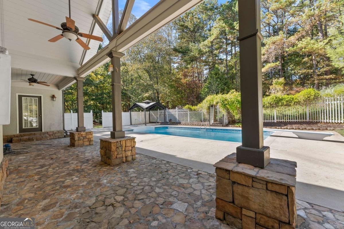 5243 Laurel Terrace Flowery Branch - 38