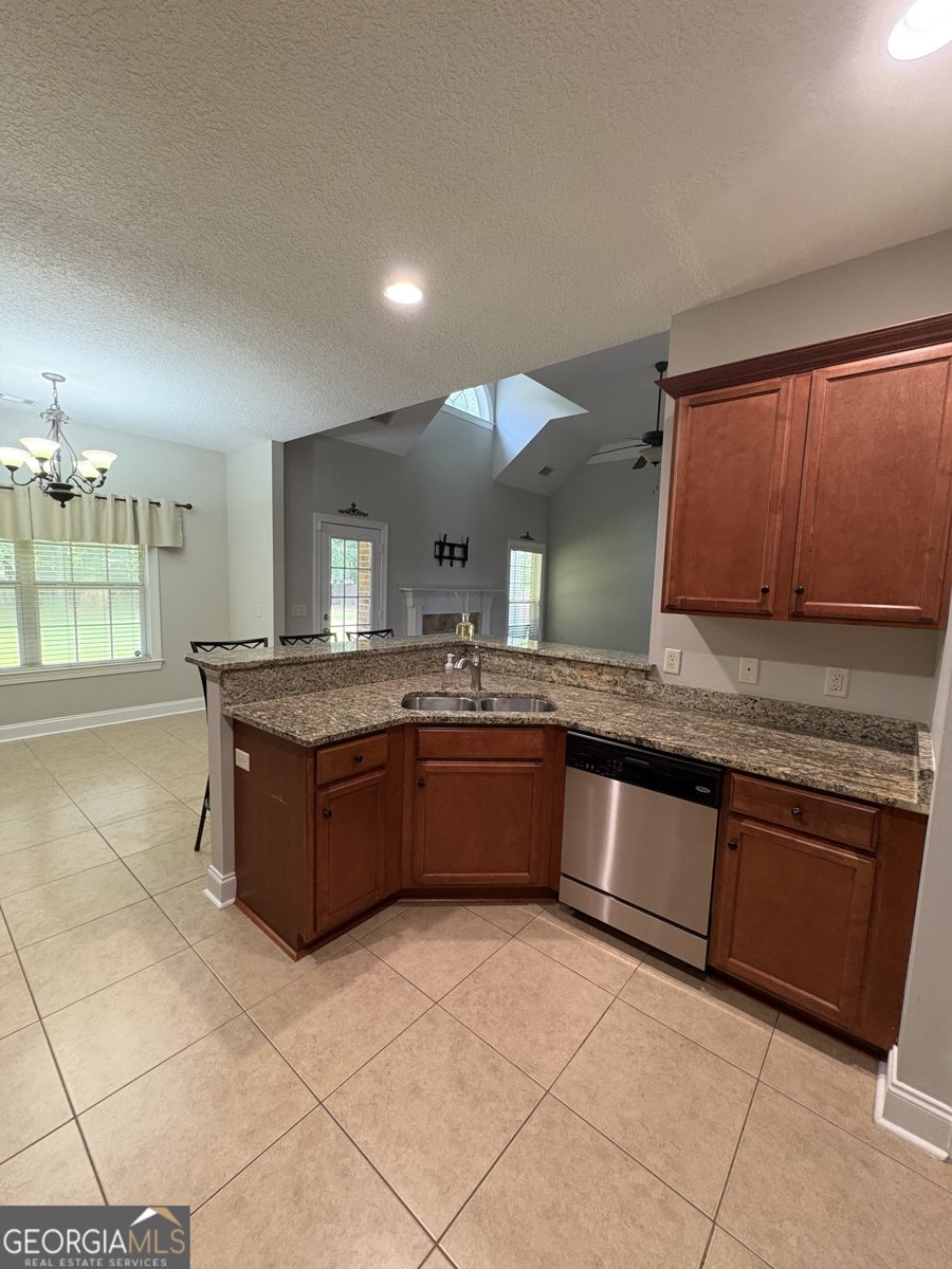 799 Brigham Drive Richmond Hill - 2