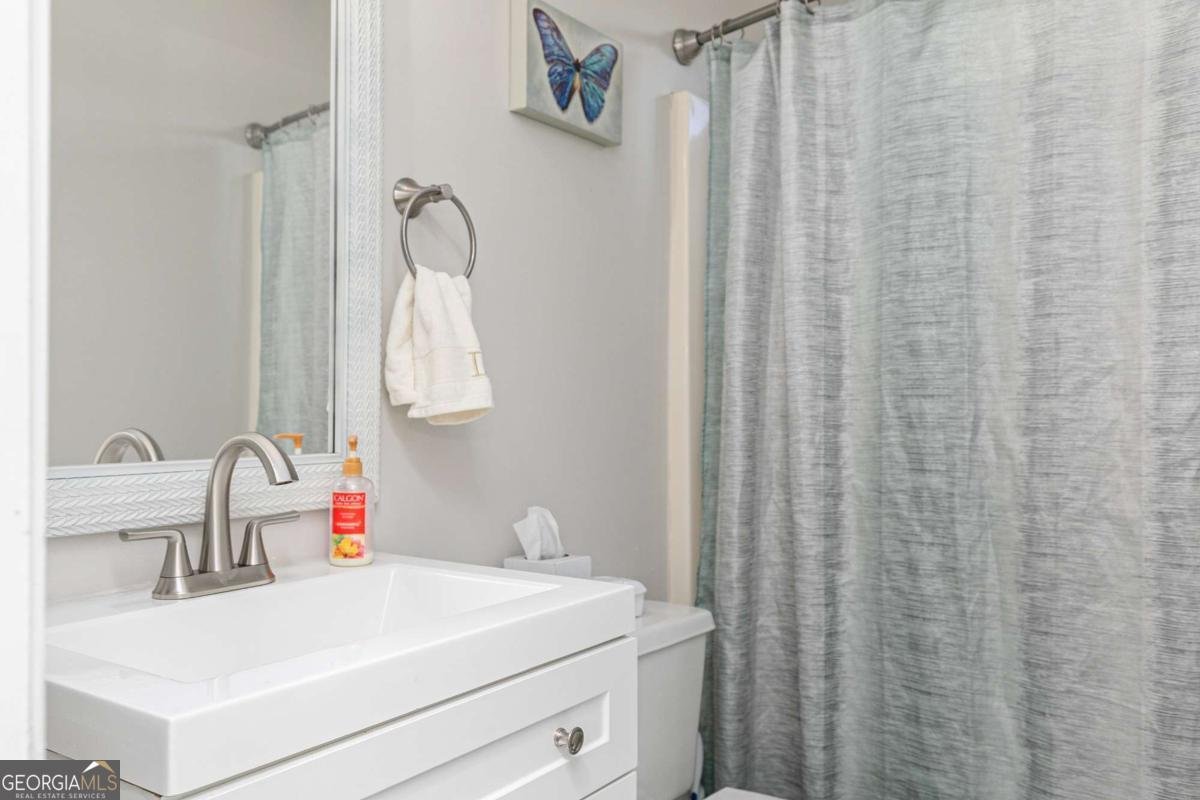 163 Clubhouse Drive Kennesaw - 24