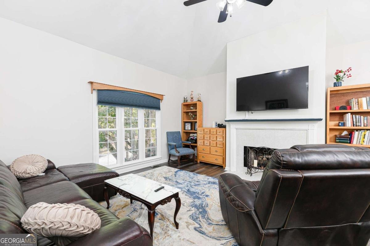 163 Clubhouse Drive Kennesaw - 6