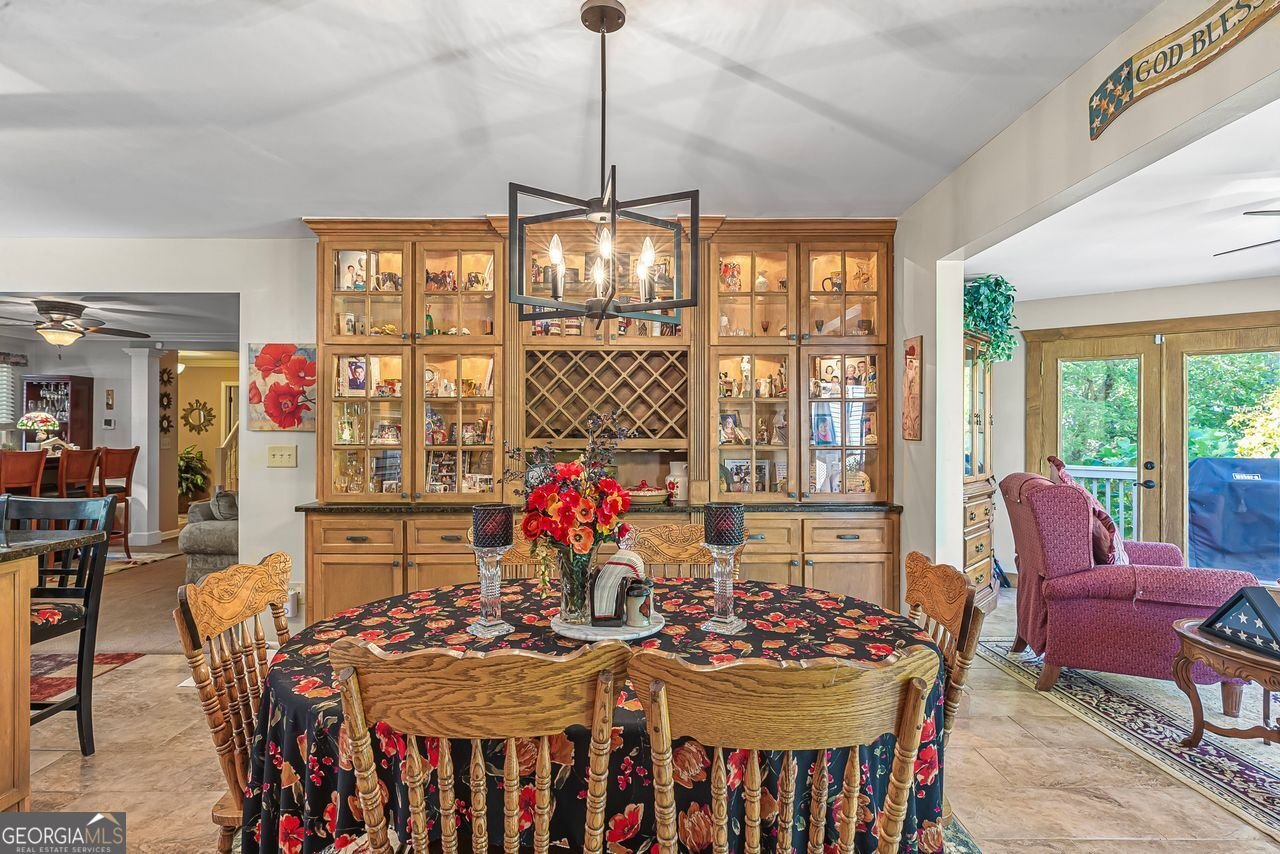 31 FAWN LAKE Trail White - 25