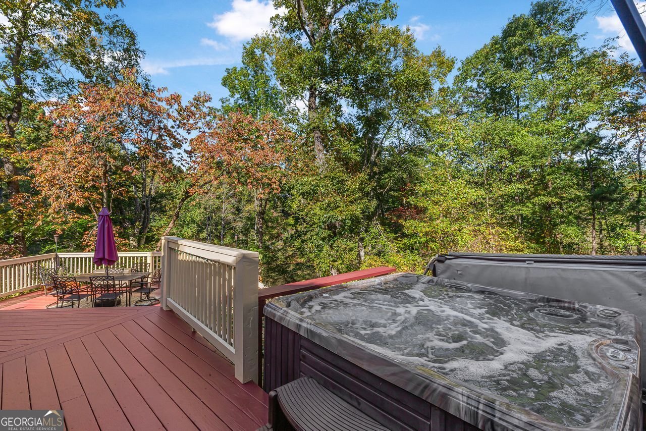 31 FAWN LAKE Trail White - 29