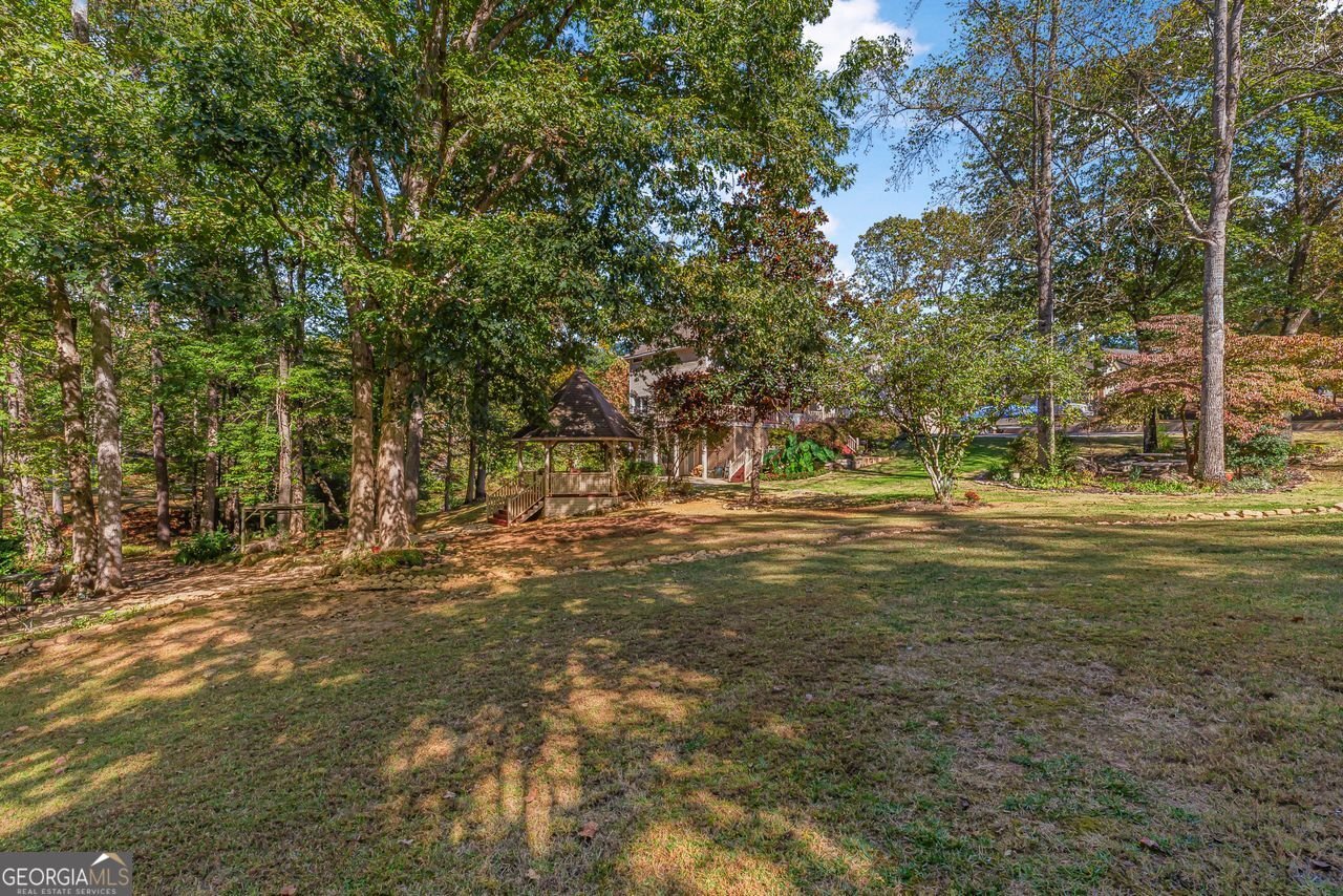 31 FAWN LAKE Trail White - 40