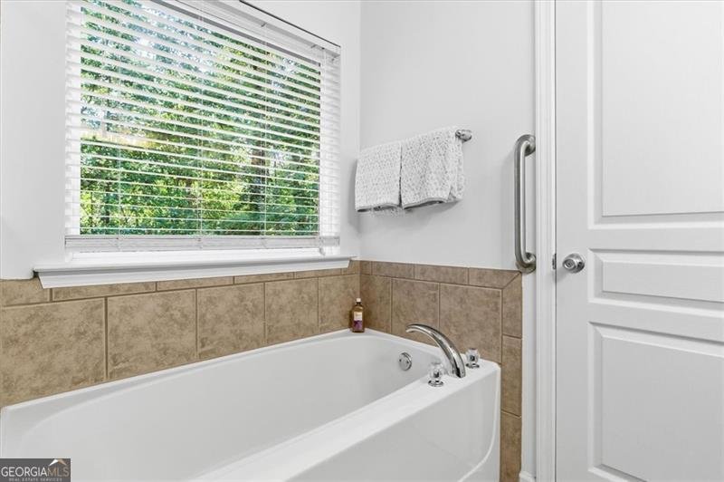 311 OAKVIEW Way Canton - 23