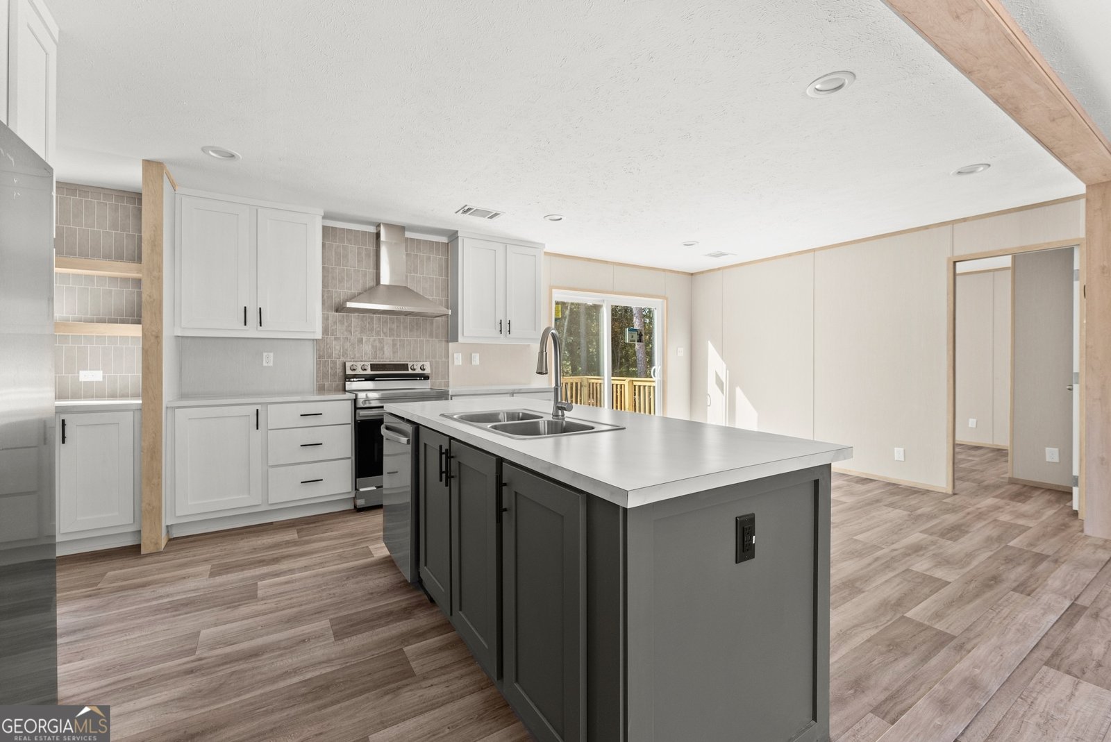 6713 Eastwind Drive Lula - 2