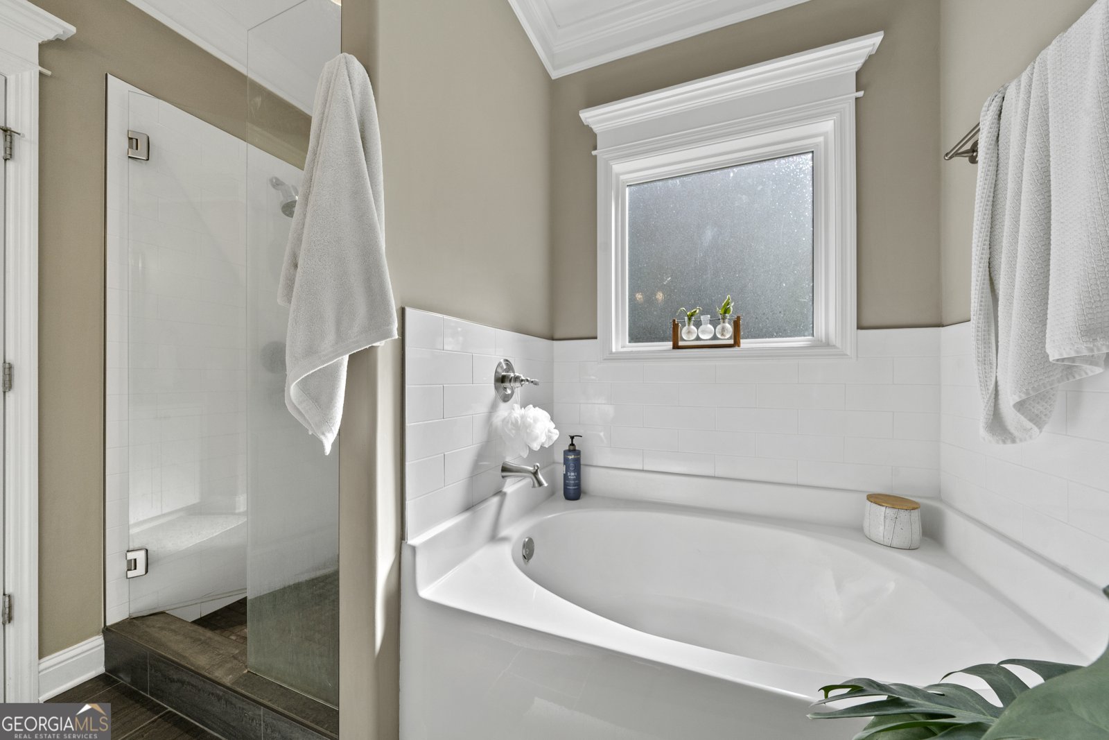 1350 Choo Choo Drive Greensboro - 25