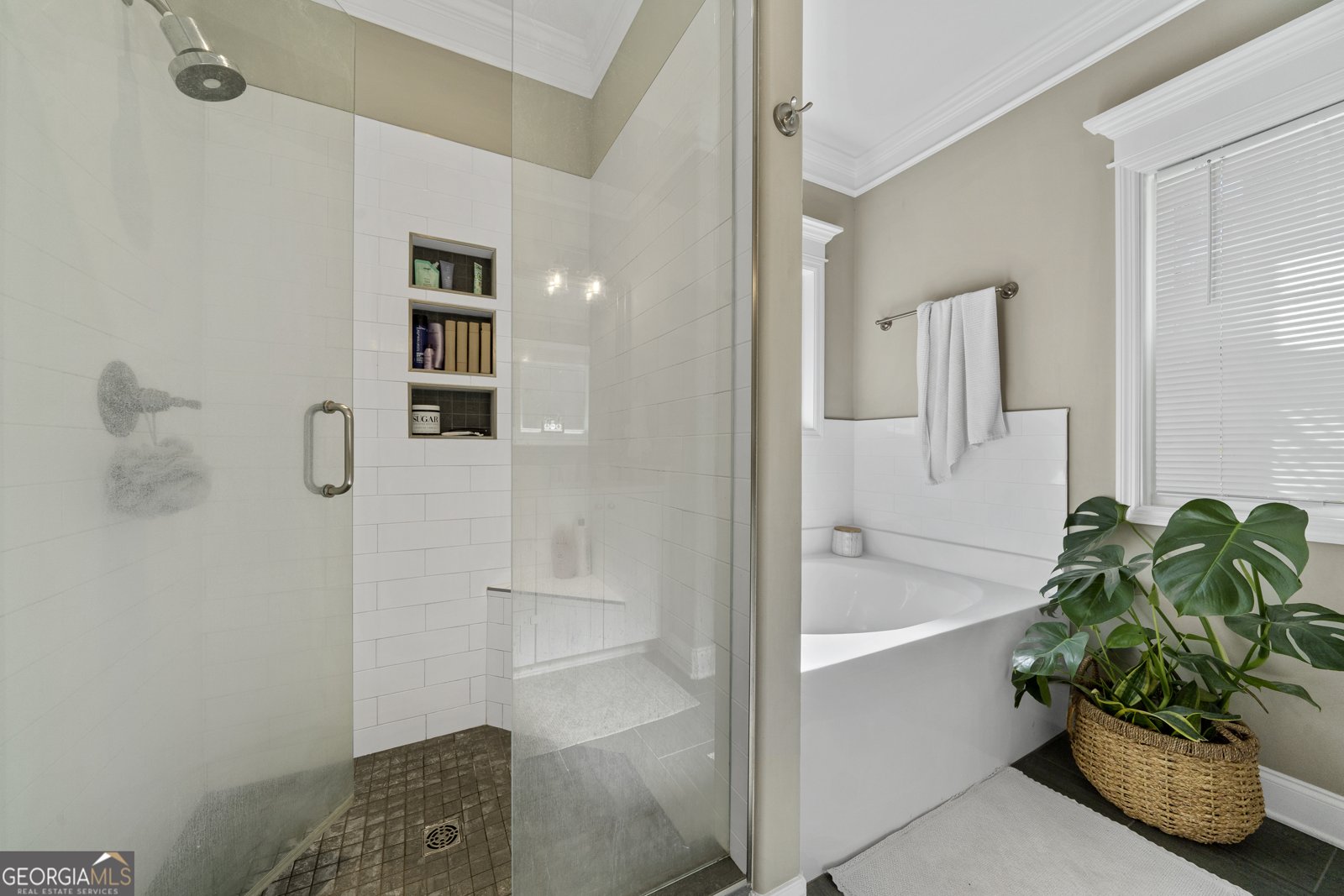 1350 Choo Choo Drive Greensboro - 26