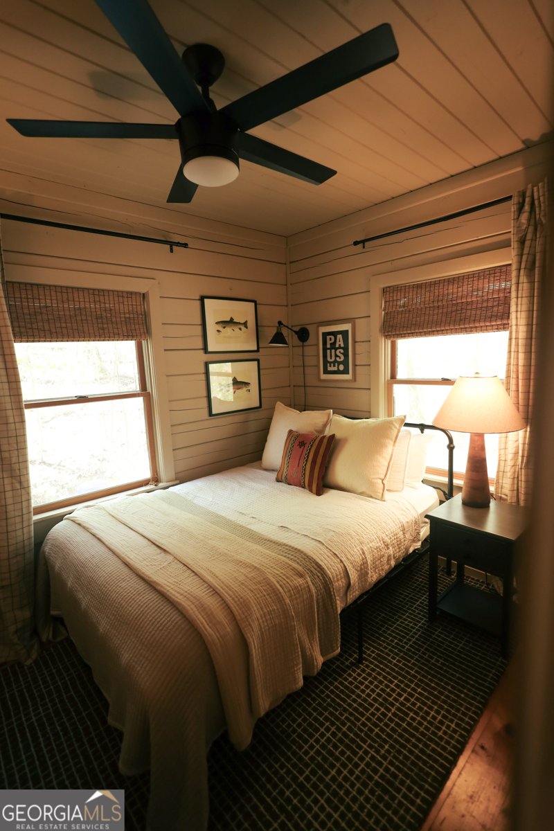 7 Ascherman Court Blue Ridge - 22