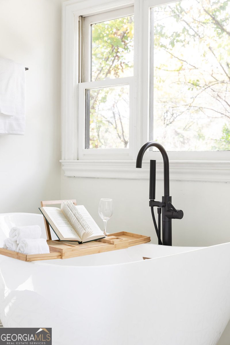 602 Yorkshire Road Atlanta - 35