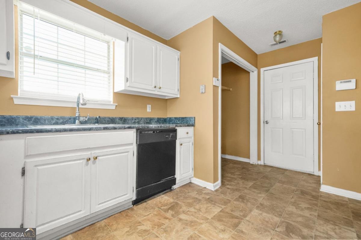 1406 Isleworth Circle Atlanta - 16