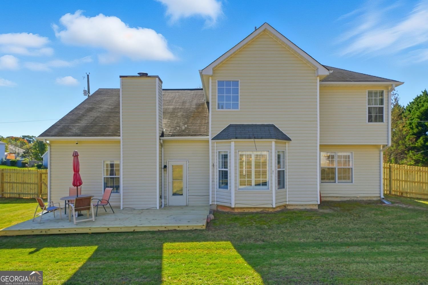 245 Fox Run Loganville - 32