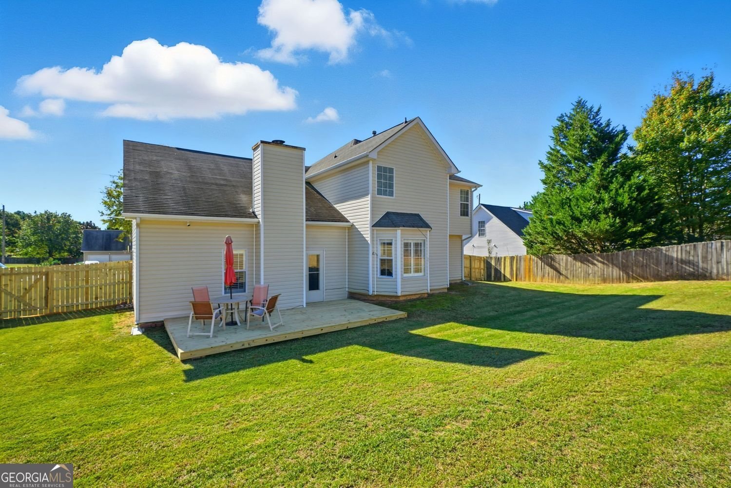 245 Fox Run Loganville - 34