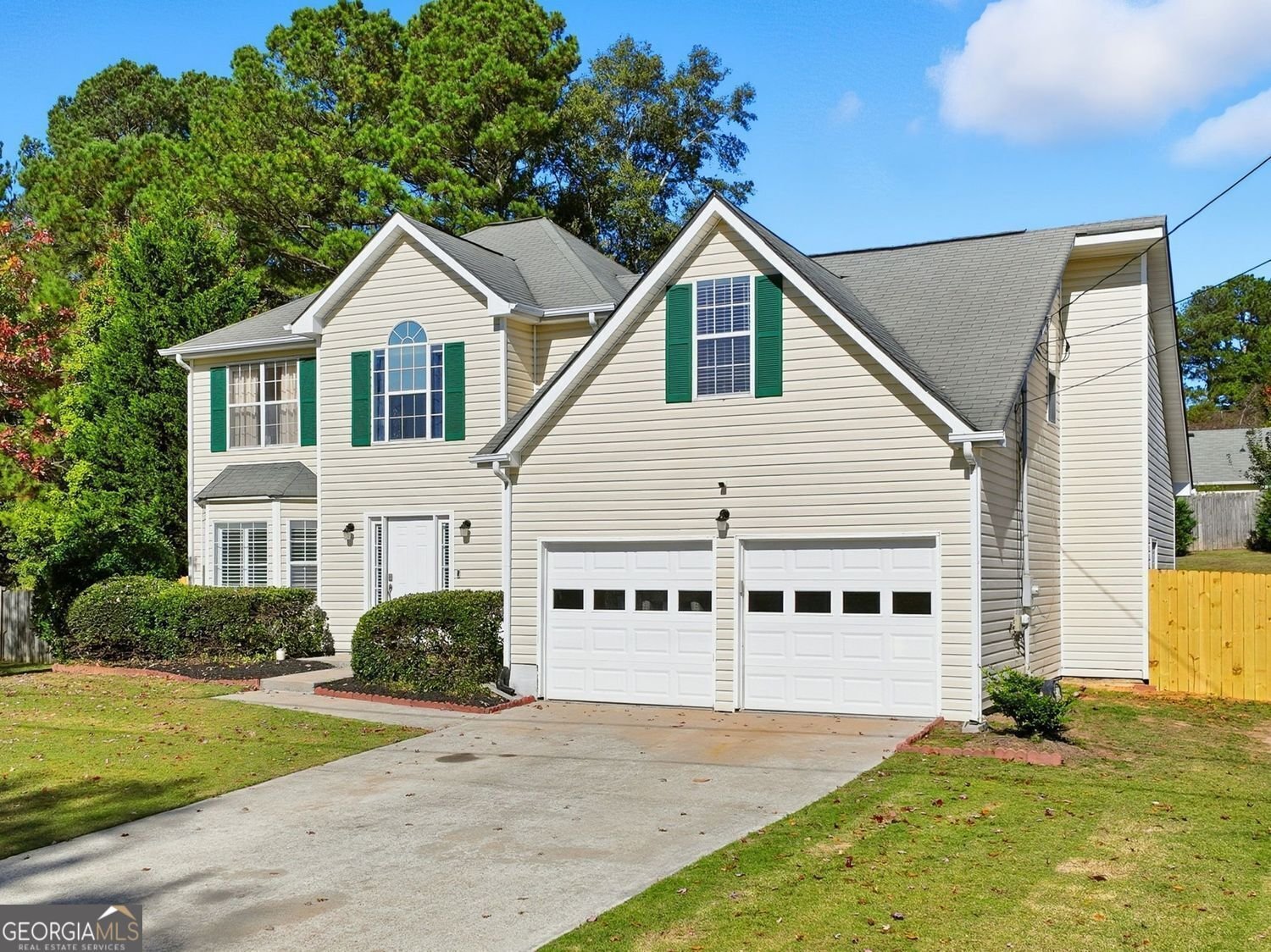 245 Fox Run Loganville - 44