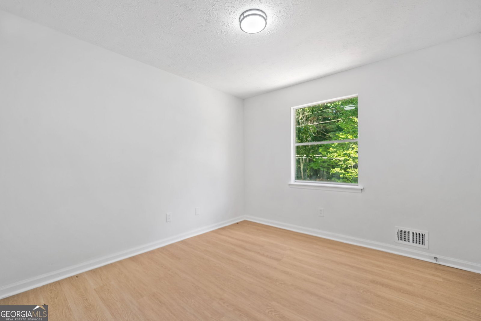 4050 Daron Court Ellenwood - 21