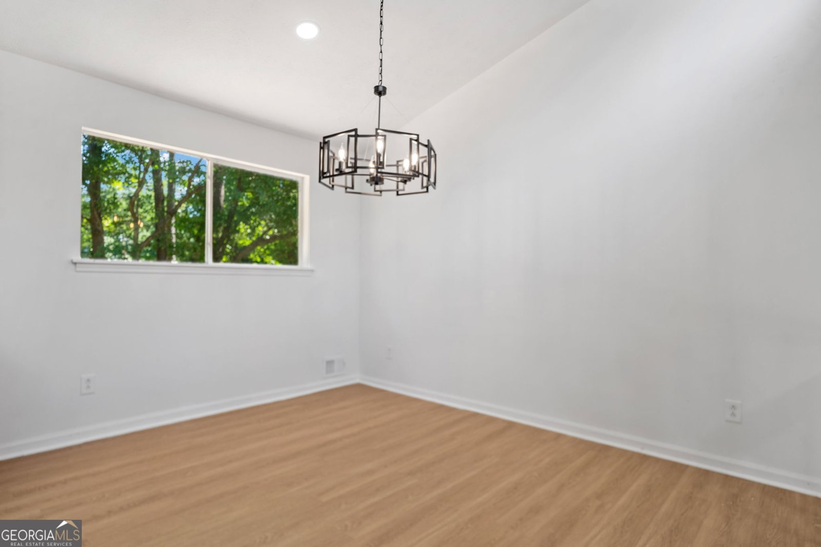 4050 Daron Court Ellenwood - 23