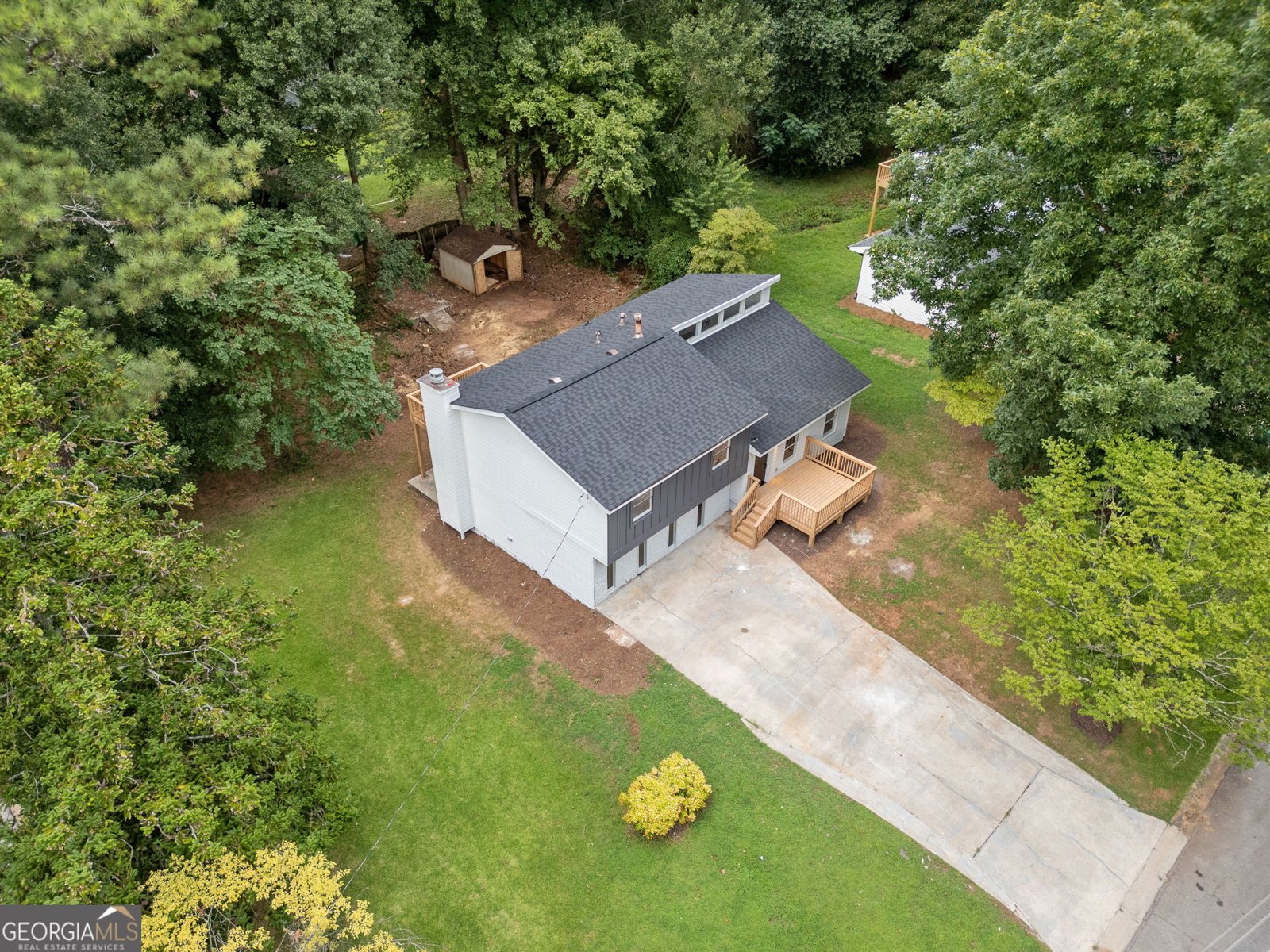 4050 Daron Court Ellenwood - 37