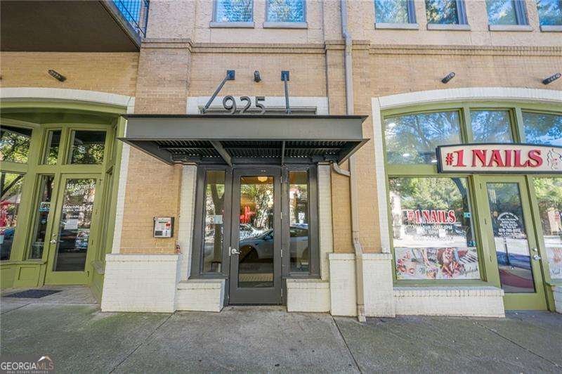 925 Garrett Street Atlanta - 1