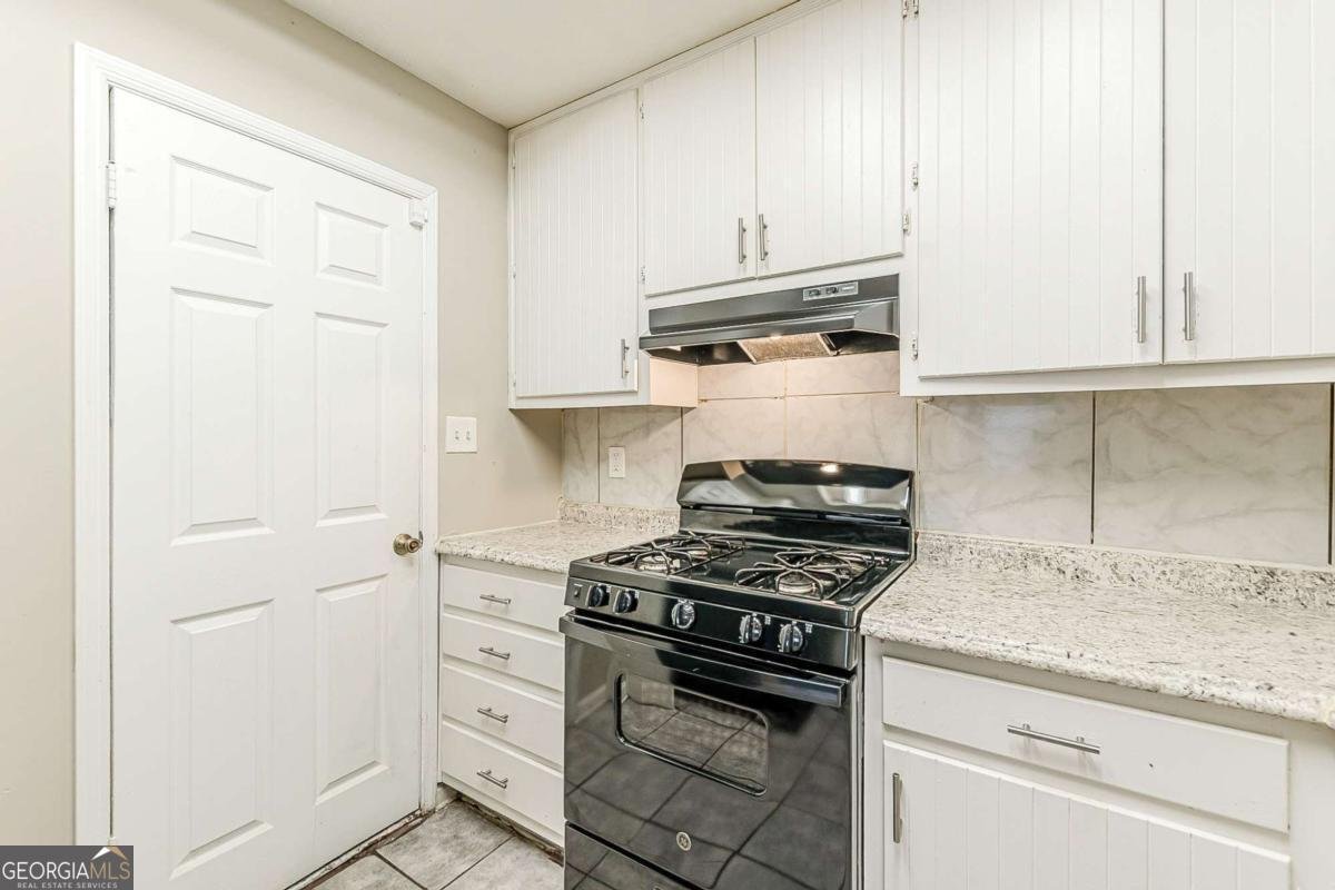 8685 Woodside Lane Jonesboro - 18