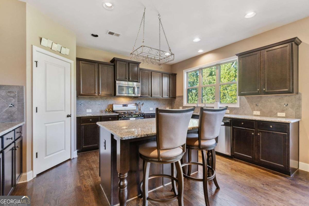 6049 Cove Park Drive Buford - 15