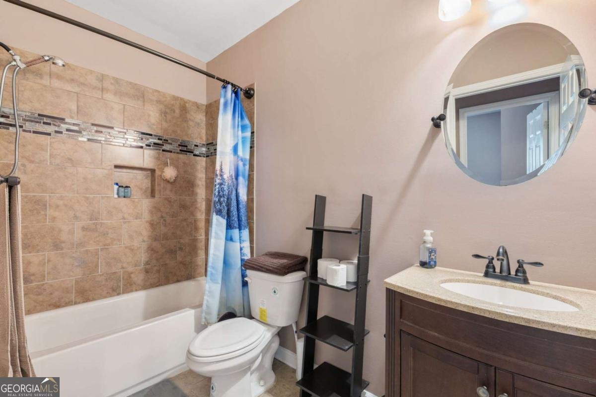 6049 Cove Park Drive Buford - 37