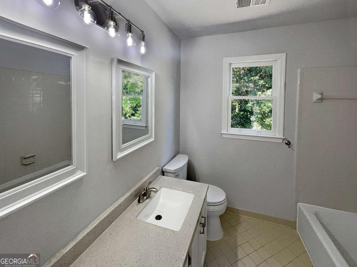 3526 Hampton Drive Marietta - 23