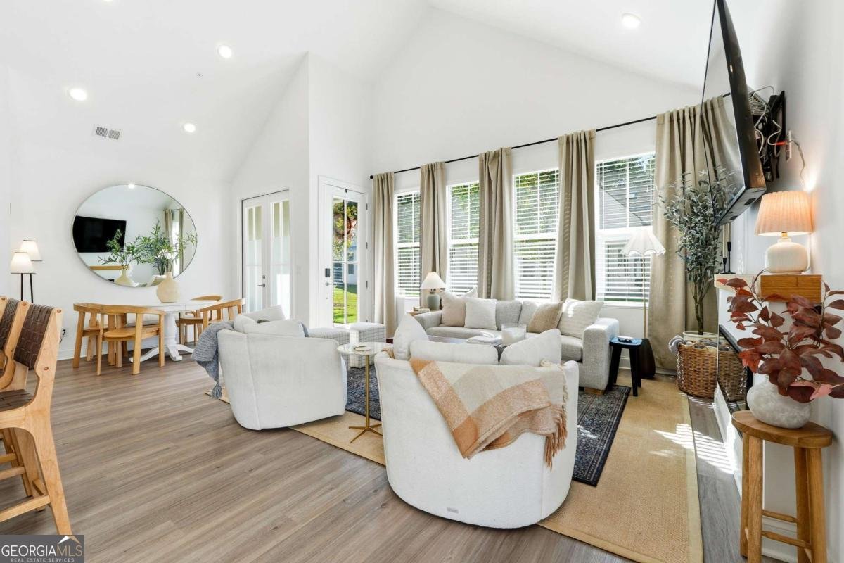 405 Burgundy Way Woodstock - 6