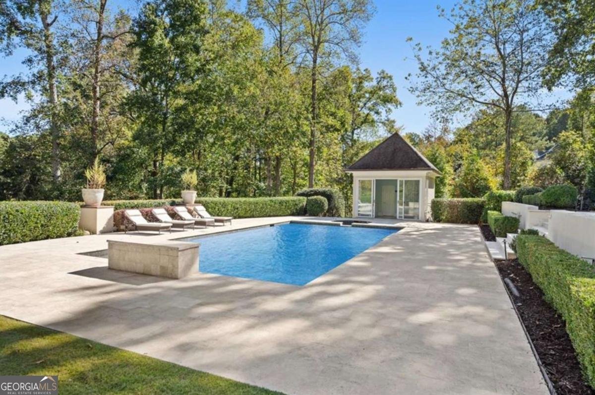 8870 Old Southwick Pass Alpharetta - 8