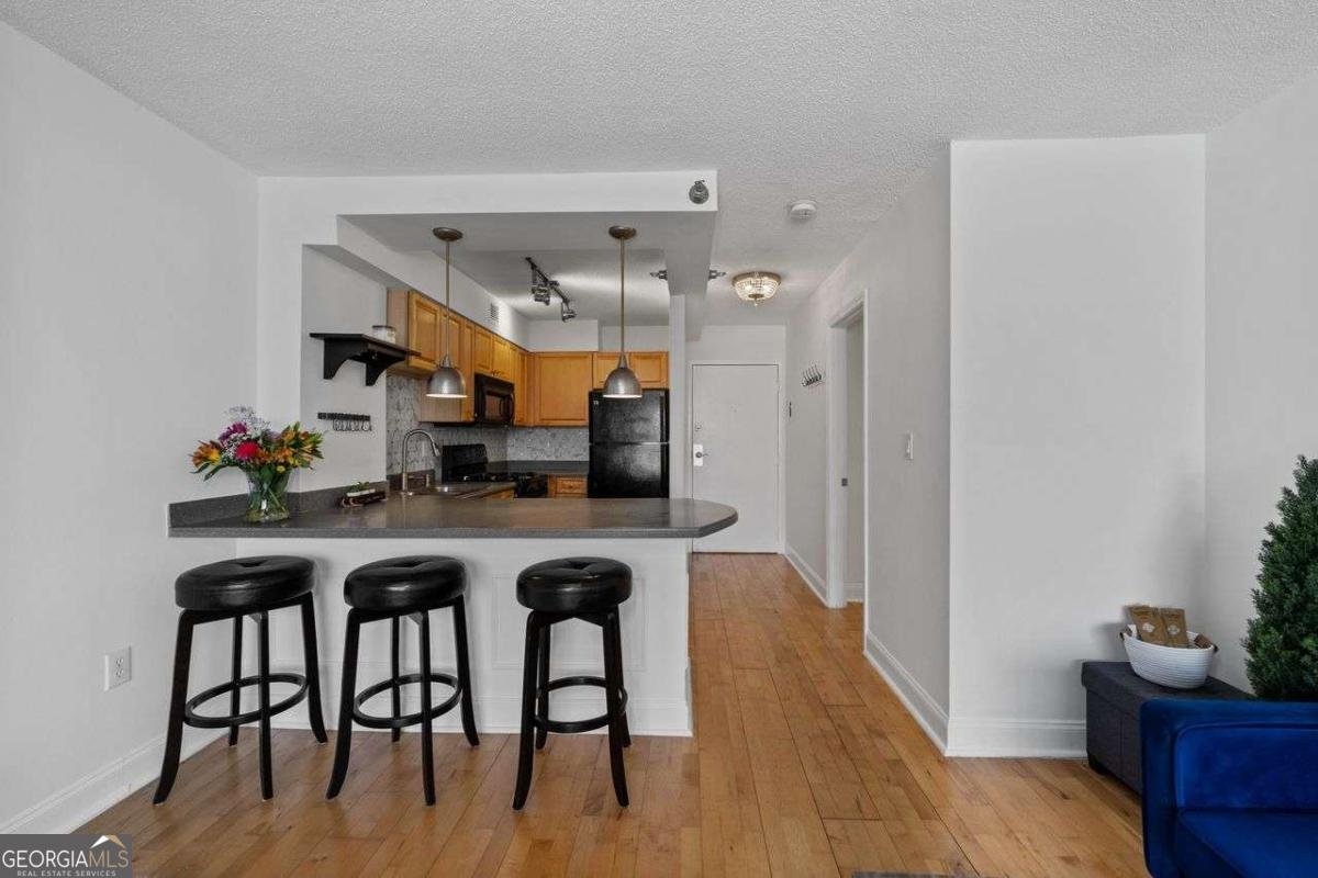 2479 PEACHTREE Road Atlanta - 12