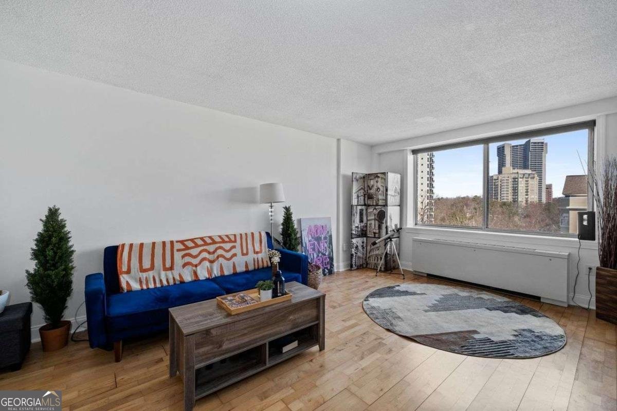 2479 PEACHTREE Road Atlanta - 22