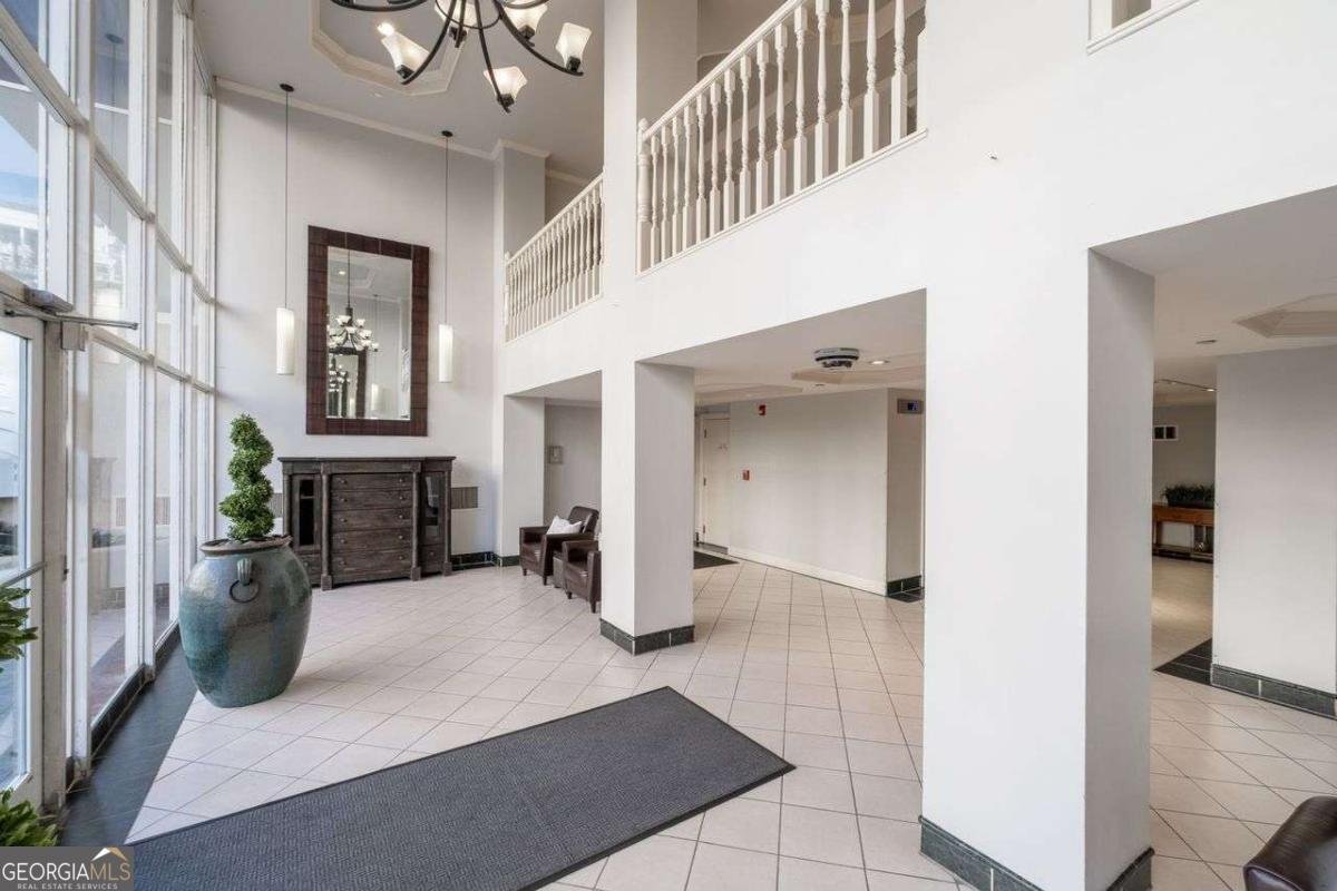 2479 PEACHTREE Road Atlanta - 8