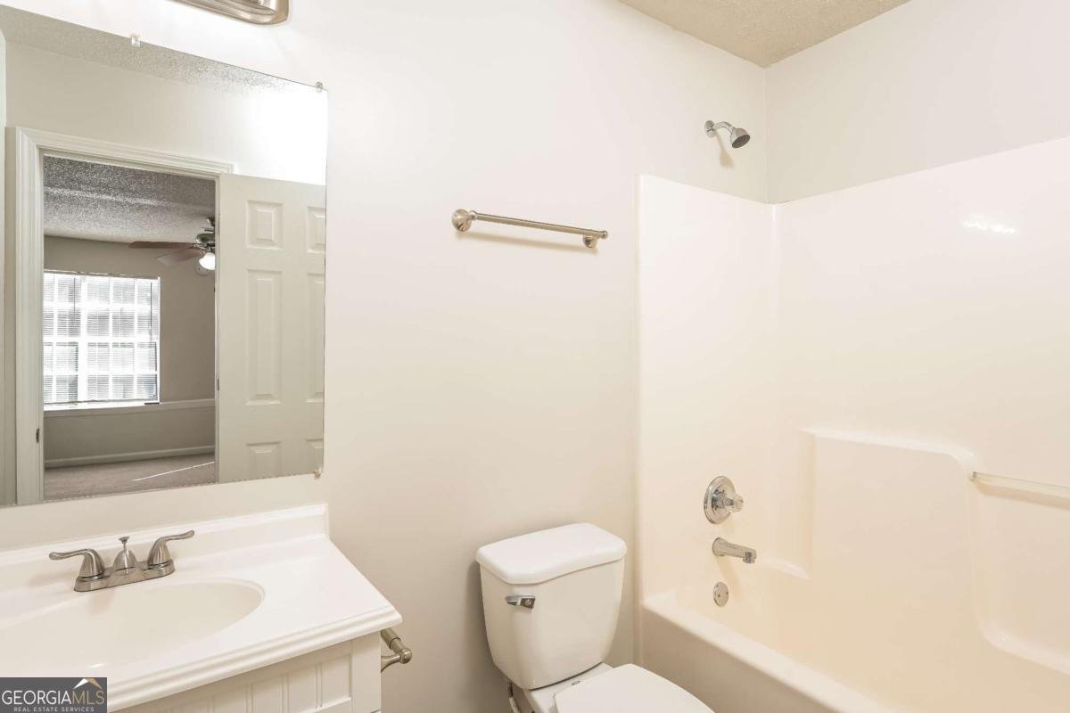 6415 Valerie Bluff Lithonia - 21