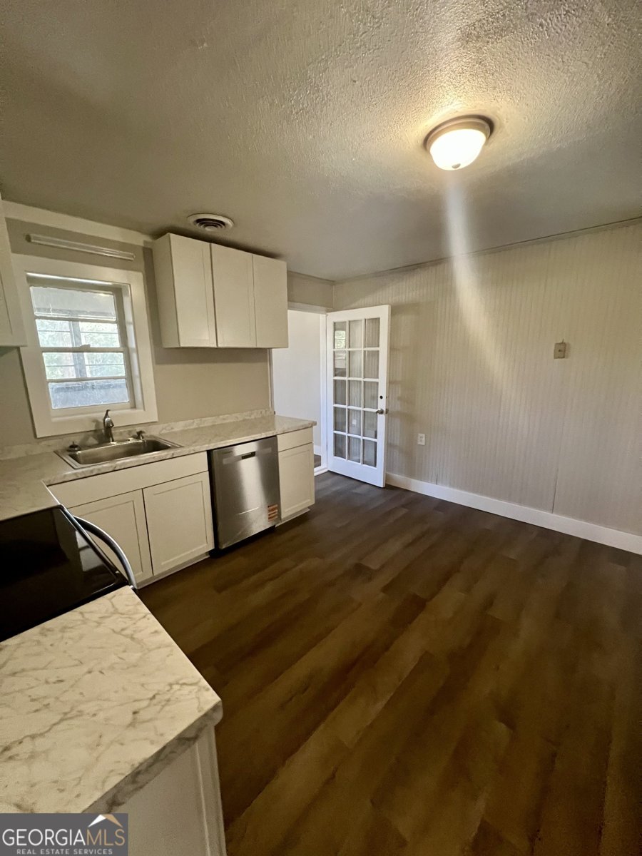 1152 Lovely Lane Perry - 19