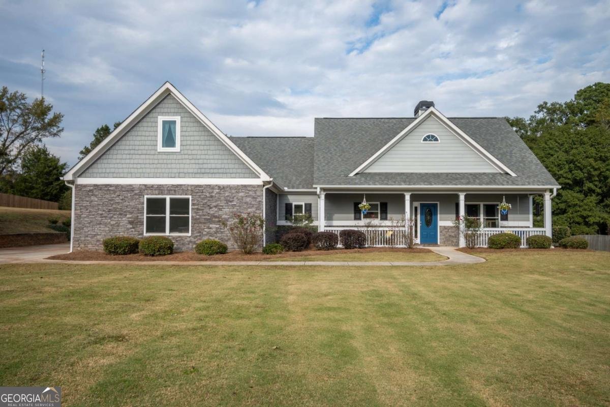 186 Hargrove Circle Winterville - main photo