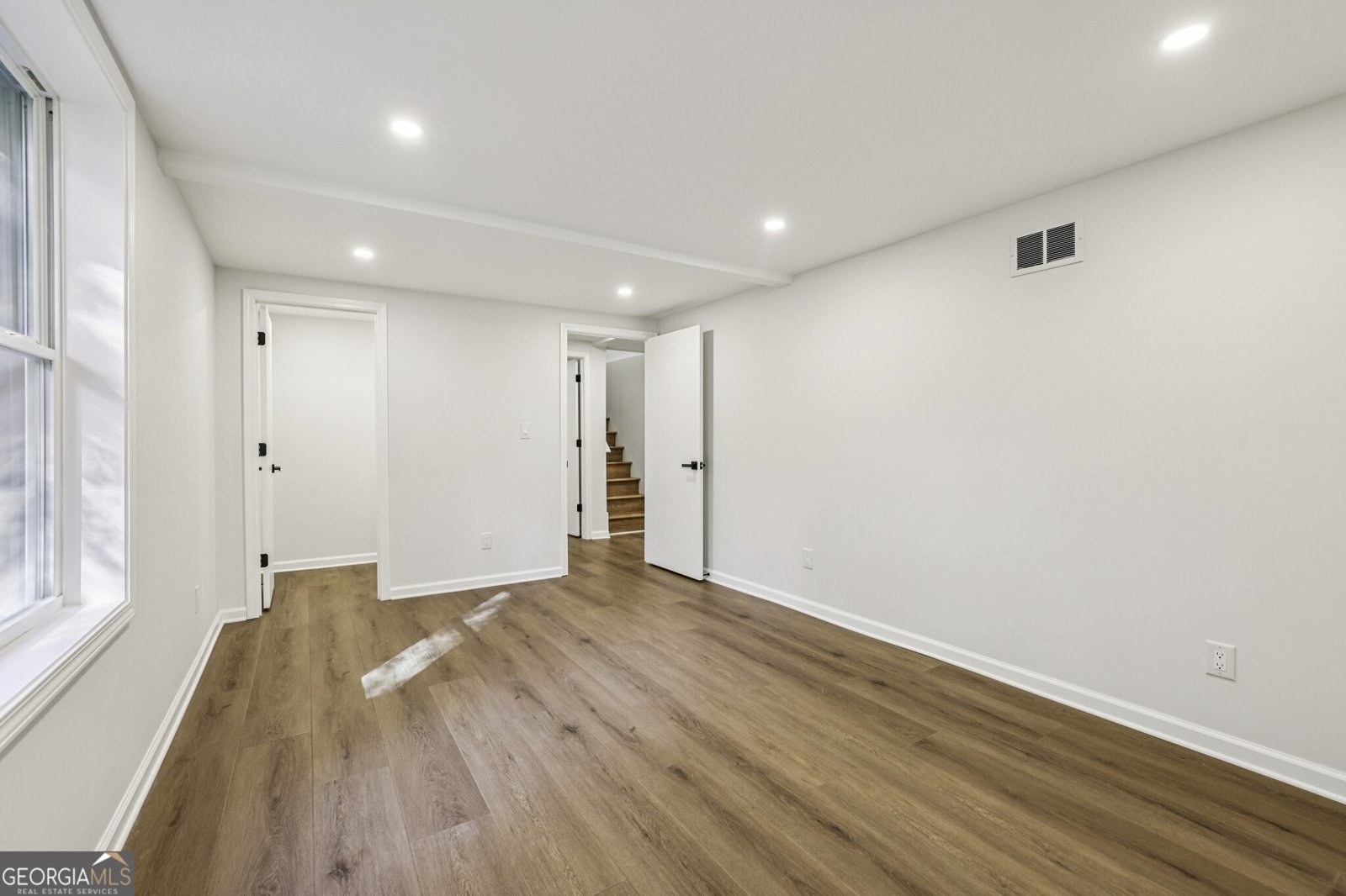 1593 Van Epps Street Atlanta - 27