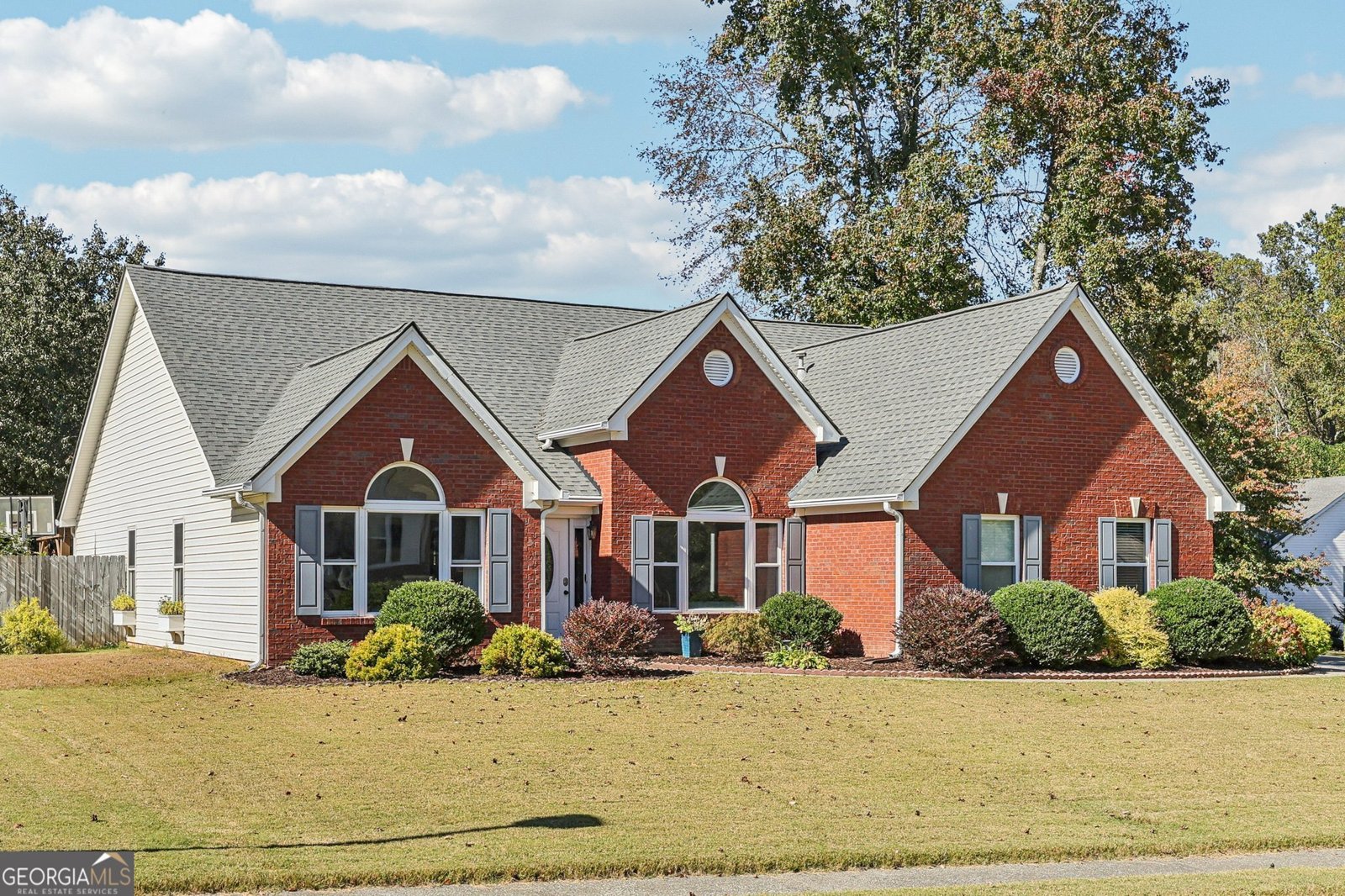 2070 Heatherton Road Dacula - 1