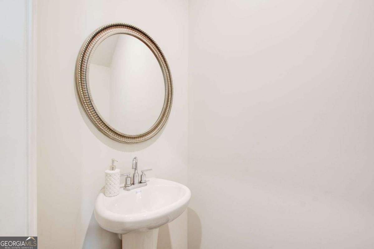 5453 PLAIN FIELD Lane Lilburn - 2